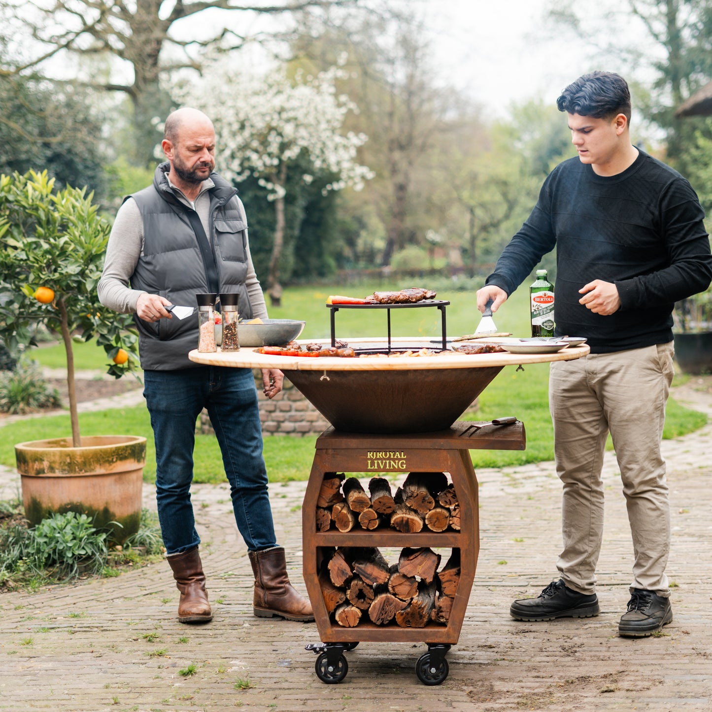 BBQ Plancha Grill Compañero XXL Cortenstaal 2.0 - With wooden ring Plancha Mesa